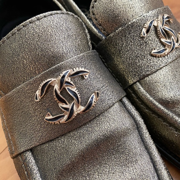 Channel shoes - Picture 7 of 7